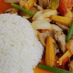 ข้าว + ผัดเปรี้ยวหวานไก่