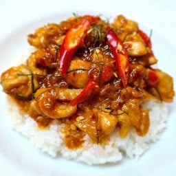 ข้าวราดพะแนงไก่