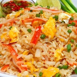 ข้าวผัดปูอัด