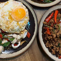 กระเพราะLucky