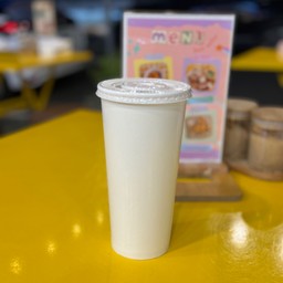 ร้านน้ำเต้าหู้ปาท่องโก๋เต็นท์เหลือง
