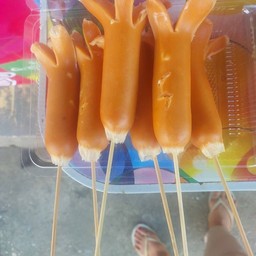 ไส้กรอกไก่ชีส