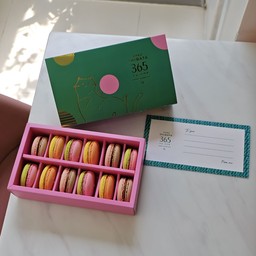 Macaron cat 12 piece