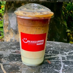 Ice Coconut late (กาเเฟมะพร้าวลาเต้)