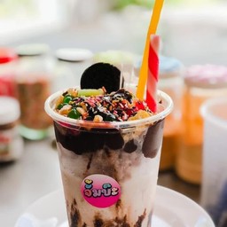 โกโก้นมเหนียวเจ๊ปุ๋ย เฟรนฟรายส์ไก่เขย่า