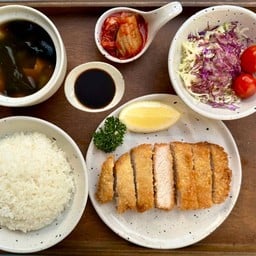 ชุดหมูทอดทงคัตสึ