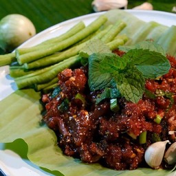 ลาบเลือดขม