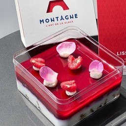 ISPAHAN RAARE CHEESE CAKE