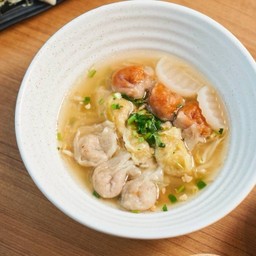 เกี๊ยว3สี(ก๋วยเตี๋ยว)