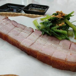 Combo หมูกรอบสามเซียน Size S