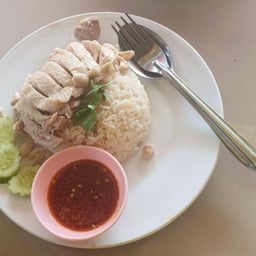 ข้าวมันไก่ครัวคุณยาย เซเว่น ซอยบุญชูศรี
