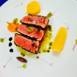 Sered Tuna steak