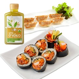 ชุดปลาหมึกเส้นปรุงรสคิมบับ + เกี๊ยวซ่า 6 ชิ้น + ซูกิชิชาเขียว 1 ขวด