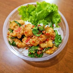 ข้าวกะเพราปลาทอด