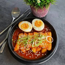 ต็อกโบกี (เผ็ด)