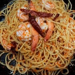 สปาเก็ตตี่พริกแห้งกุ้ง