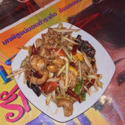 ตำแคปหมู