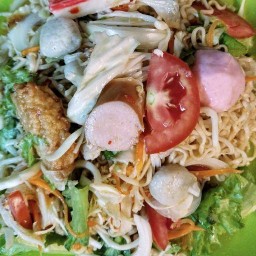 ยำป๊ะ ยำแซ่บๆ.ข้างขัวพญามังราย