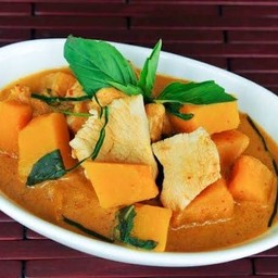 ข้าวแกงพุงกาง by คุณยาย