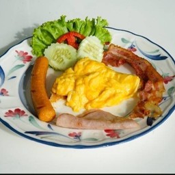 Breakfast ไข่ออมเลต