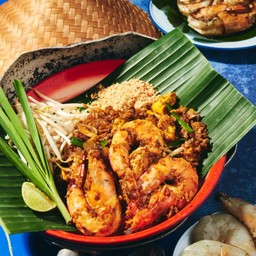 ผัดไทยกุ้งห่วยแต่สด