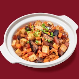 ข้าวเผือกอบหม้อดินทรงเครื่อง