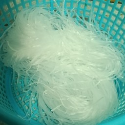 วุ้นเส้น