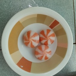 เปาไส้ไข่กุ้ง 3 ลูก