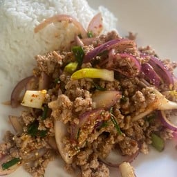ข้าวลาบหมูสับ