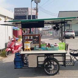 เก๋ไก๋ ก๋วยเตี๋ยวป้อกป้อกสูตรดั้งเดิม (อยู่ติดถนนหน้าเซเว่นข้างร้านชาพยอม )