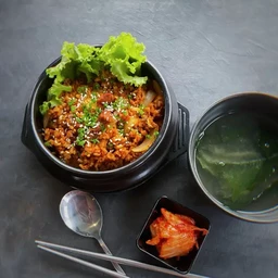 ข้าวผัดโกชูจัง