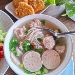 ก๋วยจั๊บญวน(หมู)
