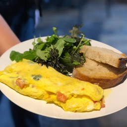 Western Omelette and Toast