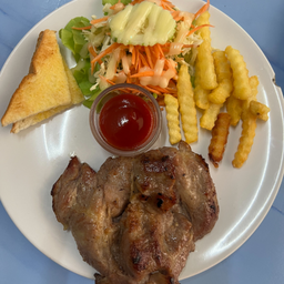 ร้านสเต็กเด็กแนวตรัง ทับเที่ยง