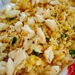 ข้าวผัดปู
