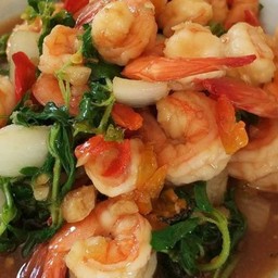 กระเพรากุ้ง