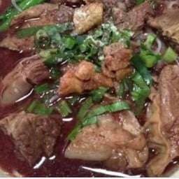 ก๋วยเตี๋ยวเนื้อเปื่อย