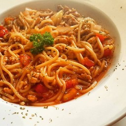 สปาเก็ตตี้หมูสับผัดซอสมะเขือเทศ (ไซส์เล็ก)