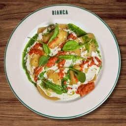 ราวิโอลีบูรัตต้าซอสสามสี