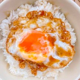 ข้าวไข่ดาว  1 ใบ