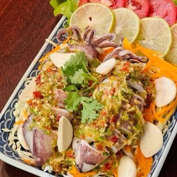 หมึกไข่นึ่งมะนาว