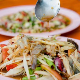 ตำปูปลาร้า กุ้งสด