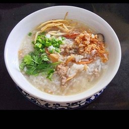 ข้าวต้มทรงเครื่อง