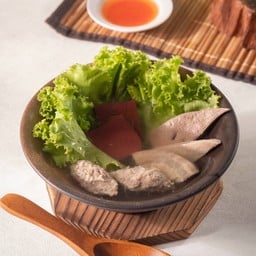 เกาเหลาทุกอย่าง (ผักกาดหอม)