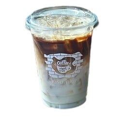 Iced Fresh Milk-นมสดเย็น