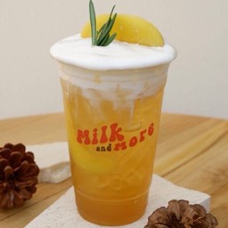 ชาพีชพร้อมครีมชีส