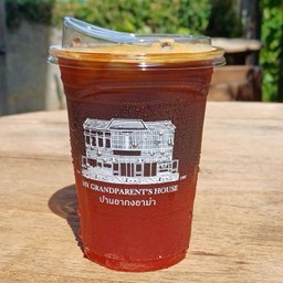 อเมริกาโน่สตอเบอรี่โซดา (Strawberry Amc)