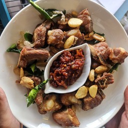 ซี่โครงหมูทอด+แจ่ว
