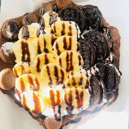 วาฟเฟิล ฮ่องกง วิปกล้วยหอม+โอริโอ้