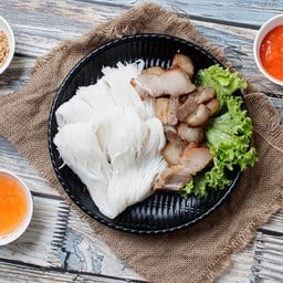 ขนมจีนหมูย่าง